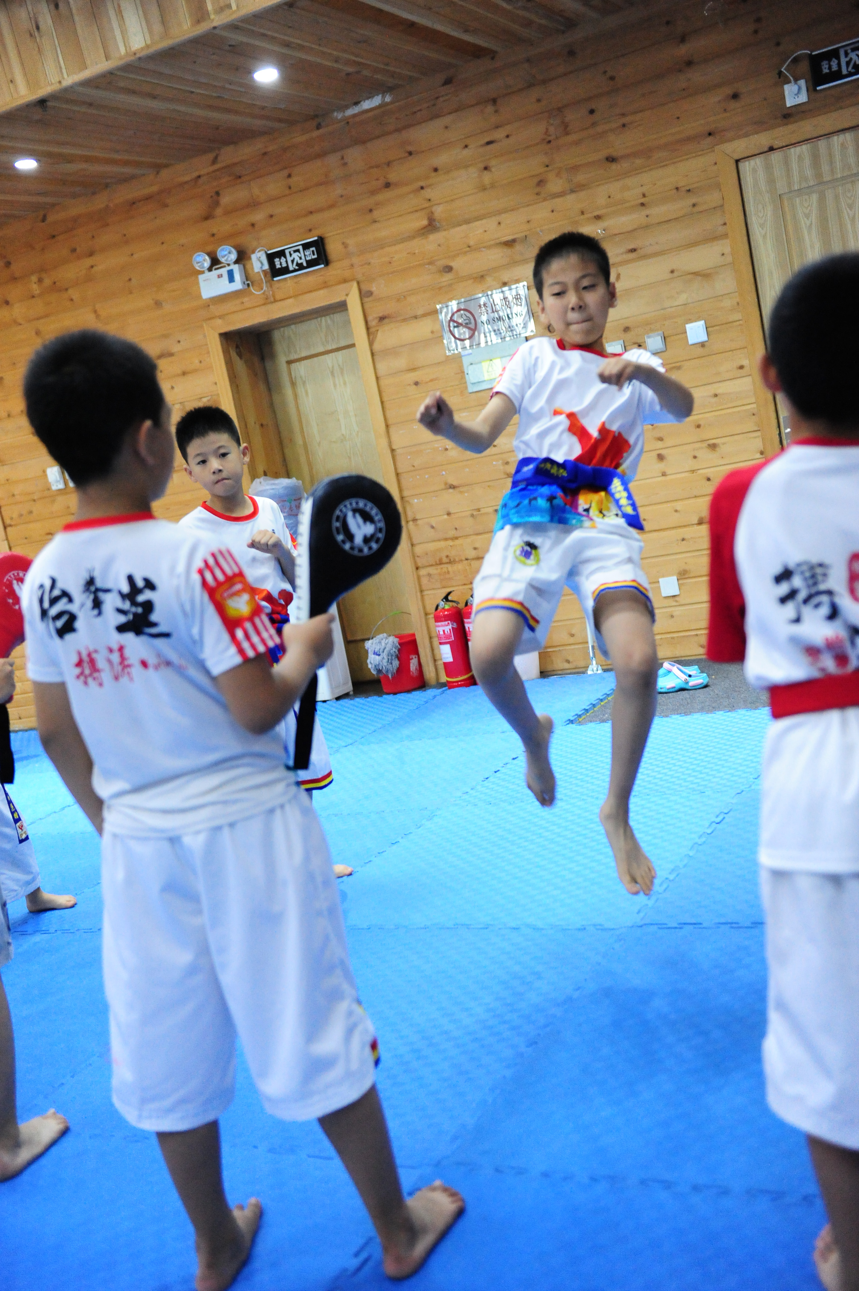 ABUIABACGAAg5YWE6wUov5HVkgcwkBY4oCE